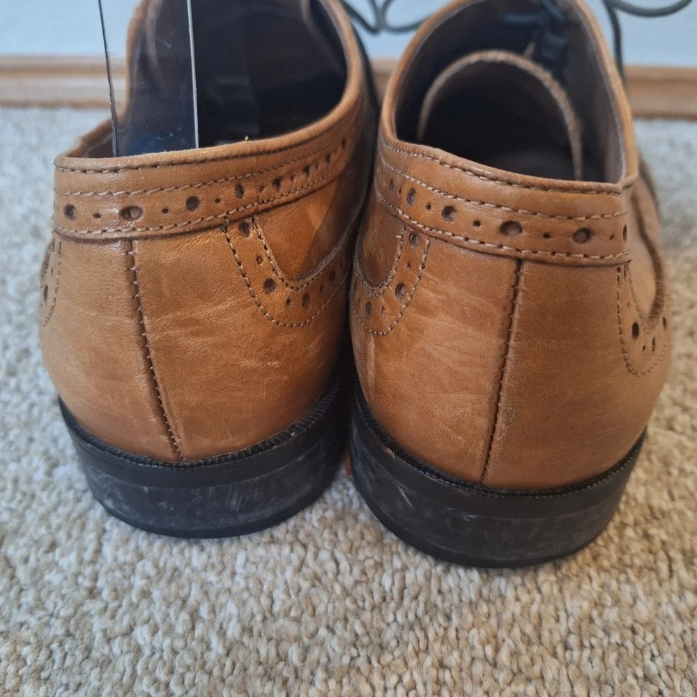 Johnston & Murphy Tyndall Flex Wing Tip Saddle Tan Lace-Up Oxfords Men's 10
